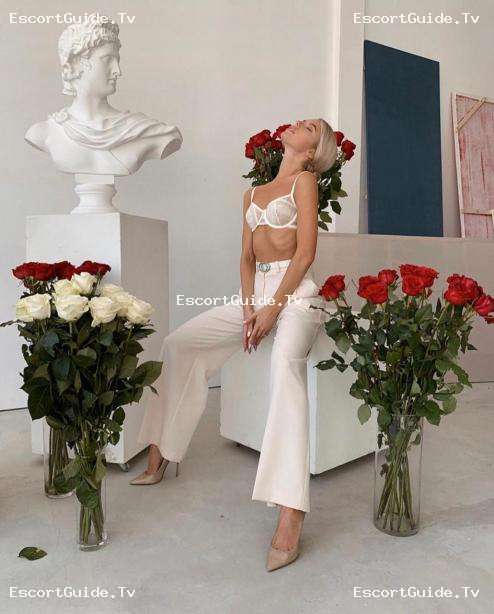 Angelina_sf