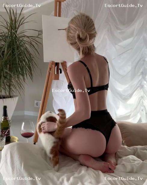 Angelina_sf