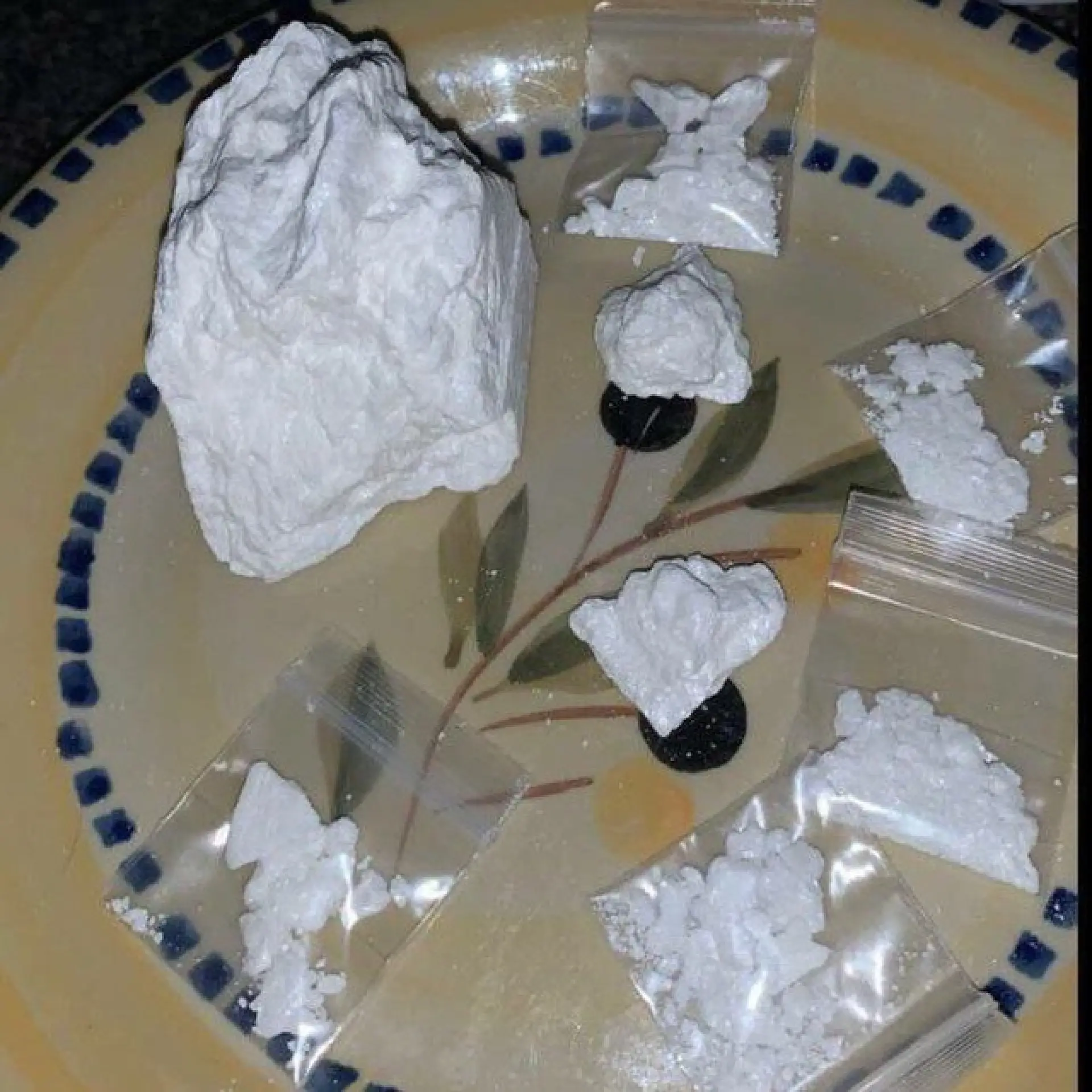 CHEMS DISPONIBLE CANNES WHATSAPP +33 780958128